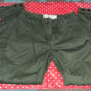 Shipley and Halmos size 0 olive colored pant with ankle cuffs